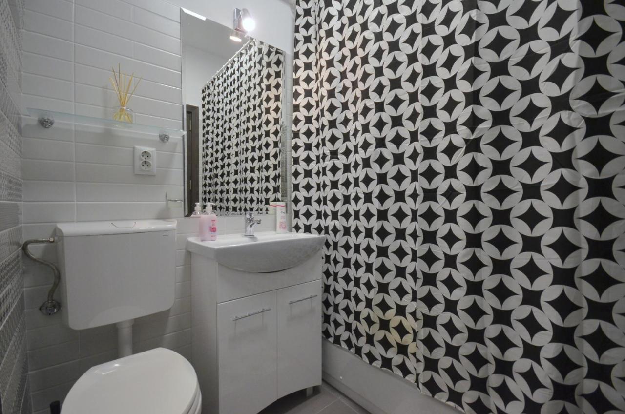 Rya Home 1 Бухарест Экстерьер фото